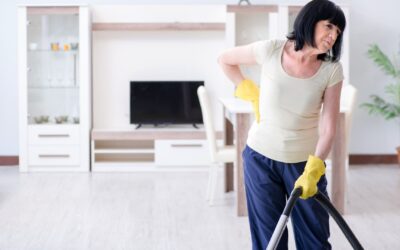 LAVORI DOMESTICI E MAL DI SCHIENA: LA PROVA DEL MOCIO